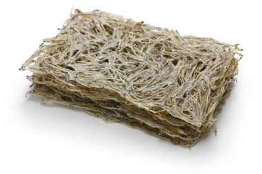 Tatami iwashi bebek sardalyasından yapılan bir Japon yemeğidir.