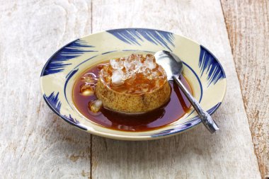 Vietnam turtası, turta, Vietnam kremalı pudingi. 