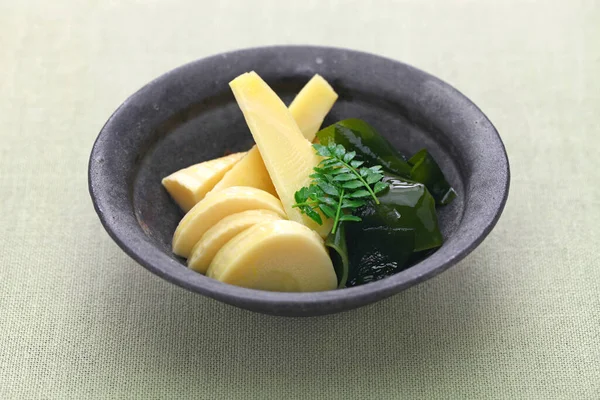 Wakatakeni Gekochte Junge Bambussprossen Mit Wakame Algen Traditionelle Japanische Küche — Stockfoto