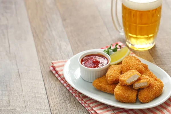 Nuggets Frango Caseiro Cerveja — Fotografia de Stock