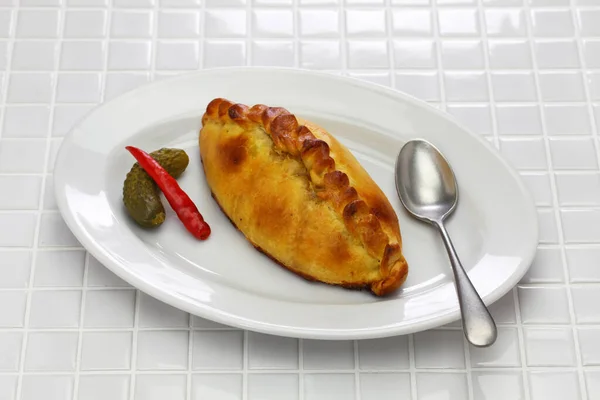 Hemlagad Saltena Empanada Med Saftig Fyllning Boliviansk Frukost — Stockfoto