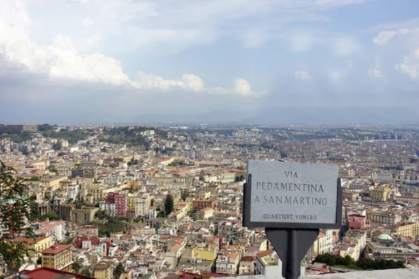 Panoramablick über die Stadt Neapel — Stockfoto