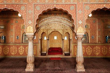 Junagarh Kalesi 'ndeki Seyirci Salonu, Bikaner, Hindistan
