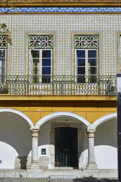 Tiled portuguese building in the downtown of Beja, Alentejo. Por — Stock Photo, Image