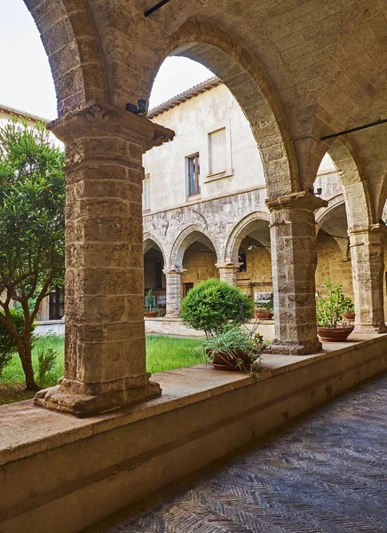 Chiesa di San Domenico Maggiore in Taranto. Apulia, Italy. — 图库照片