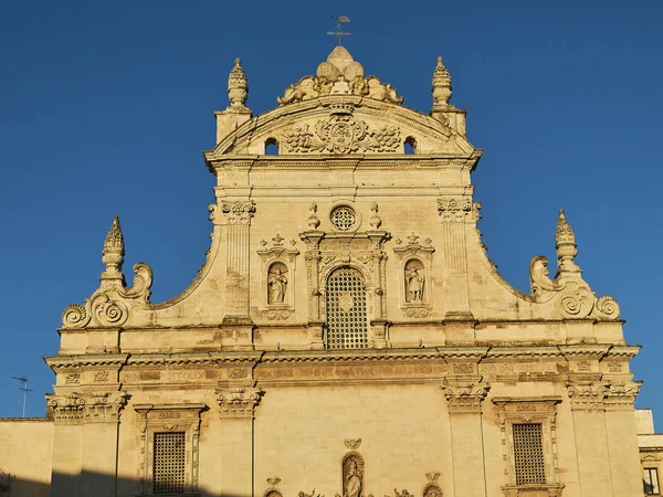 Chiesa madre san pietro e paolo Kirche bei Sonnenuntergang. galatina, apulien, italien. — Stockfoto