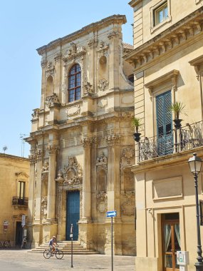 Santa Chiara kilise Piazzetta Vittorio Emanuele II Meydanı, Lecce.