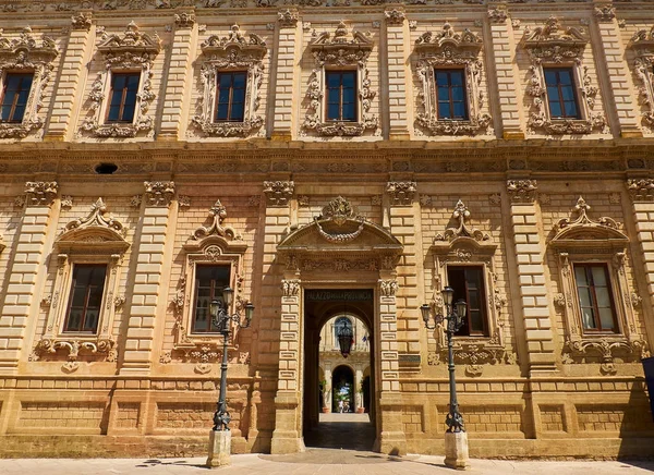 Palazzo dei Celestini 的莱切。意大利普利亚区. — 图库照片