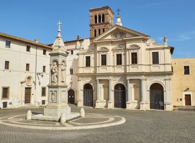 Basilica San Bartolomeo alle Isola, Tiberina island. Rome. Lazio, Italy.