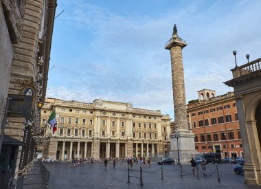Piazza Colonna Meydanı. Rome, Lazio, İtalya.