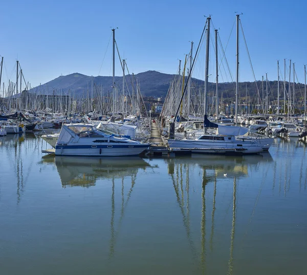 Port de plaisance, fritid hamnen i Hendaye, Aquitaine, Fr — Stockfoto