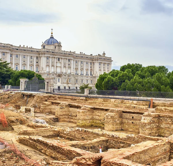 Restos dos porões do Palácio Godoy. Madrid, Espanha . — Fotografia de Stock