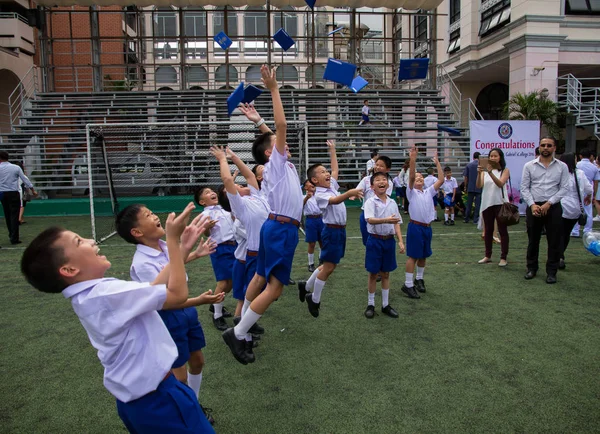 Celebracja azjatyckich studentów — Zdjęcie stockowe