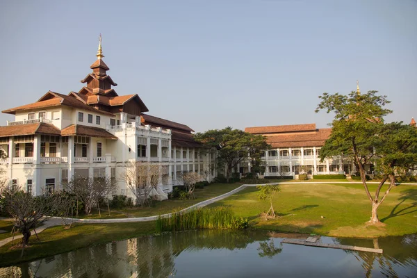 Dhara Dhevi Kuzey Tayland Lanna tarzı otel