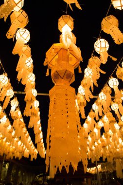 Yee Peng fener festivel: Lamphun yılında