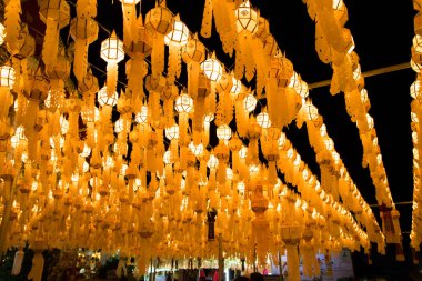 Yee Peng fener festivel: Lamphun yılında