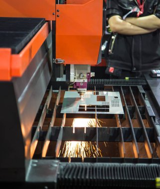 Lazer Kesim Makinası