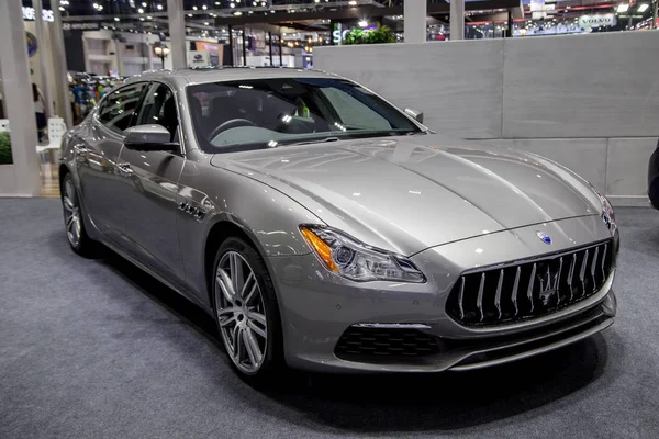 Maserati Quattroporte lüks Sedan