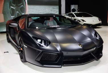 Lamboghini yeni modeller Motor Show sundu