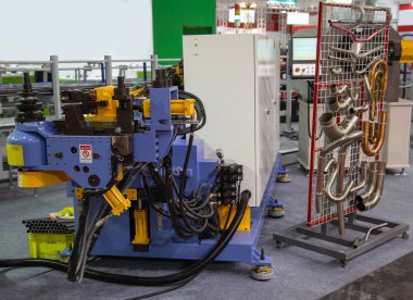 Boru Bükme Makinası