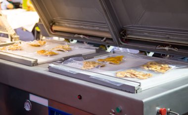 Gıda ambalajları için ısı sızdırmazlık vakum makinesi
