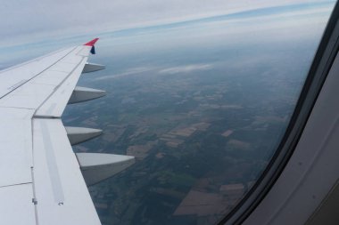 Yaz aylarında Faroe Adaları üzerinde açılış