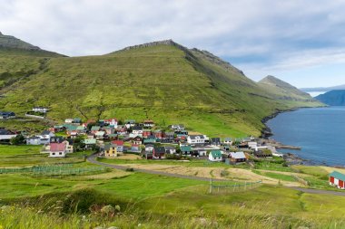Faroe Adaları Islads adada Eysturoy köyünde Gjogv