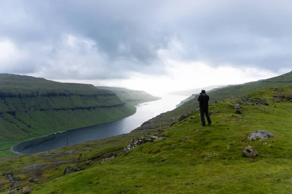 Fotoğrafçı kaldbaksfjordur berzahlar fotoğrafını butte alır. — Stok fotoğraf