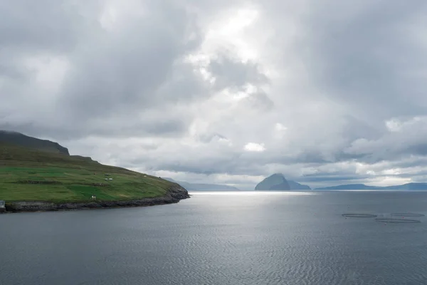 Sorvagsfjord v ostrově Vágar na Faerské ostrovy — Stock fotografie