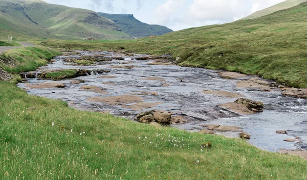 Saksunardalur údolí nachází v Faerské ostrovy Streymoy — Stock fotografie