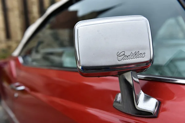 Espejo lateral coche vintage Cadillac Eldorado — Foto de Stock