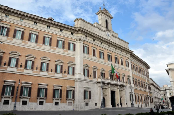 Palazzo Montecitorio a Roma, sede dell'Ital — Foto Stock