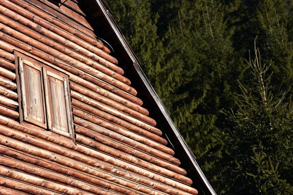 Detalle de casa de madera natural —  Fotos de Stock