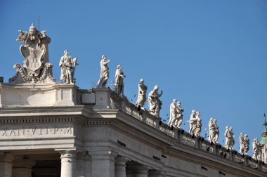 San Pietro Bazilikası Vatikan üzerinde mimari detaylar