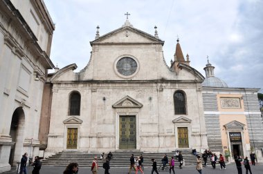 Santa Maria del Popolo Bazilikası. Roma, Italya