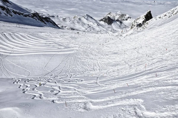 알프스에 있는 스키 리조트 — 스톡 사진