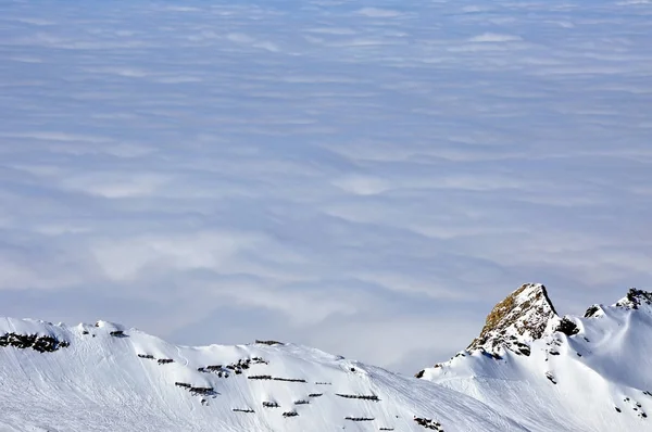 Ośrodek narciarski w Alpach — Zdjęcie stockowe
