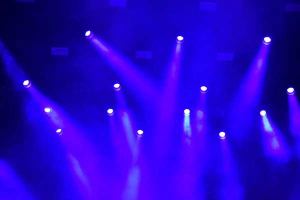 Luces de escenario en un concierto — Foto de Stock