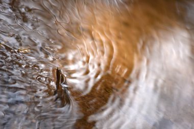 Soyut su akışı su ripples