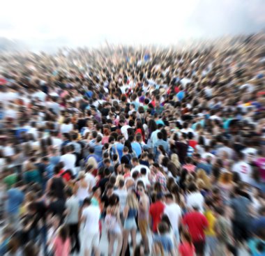 Etkin bir bulanık kalabalığa zoom