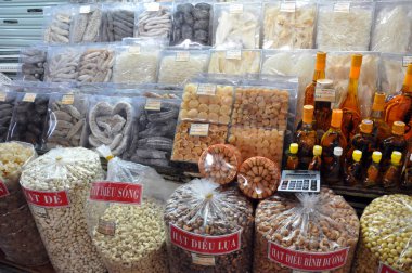 Şeker ve tatlılar Saigon, Vietnam için farklı türleri