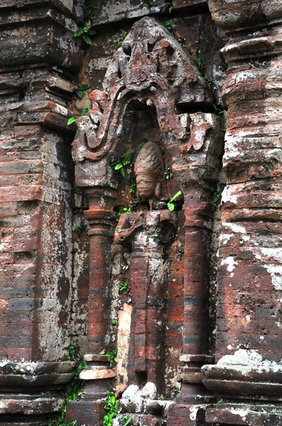 Můj syn hinduistický chrám Ruin ve Vietnamu — Stock fotografie