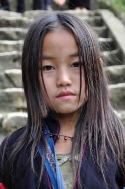 Açık oynayan etnik Hmong azınlık çocukları