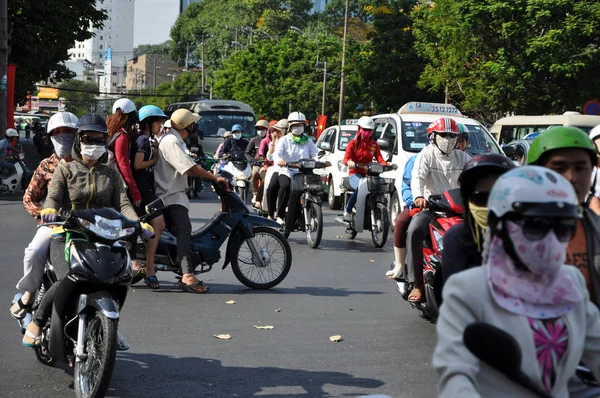 Scooter traffic in Vietnam — Stock Photo, Image