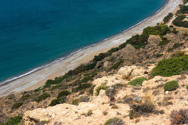 岩の高さから海と海岸線の眺め — ストック写真