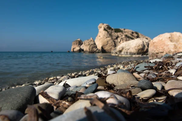 Rock Aphrodite beach. Petra tou Romiou, Kypr — Stock fotografie