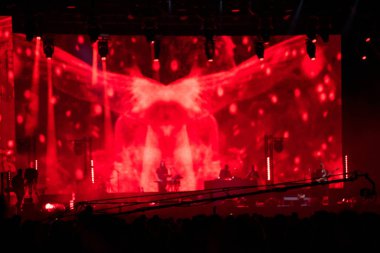 Canlı konser. Sanatçı sahne alanı'ndaki