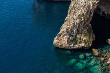 Mavi Mağara mağara Malta