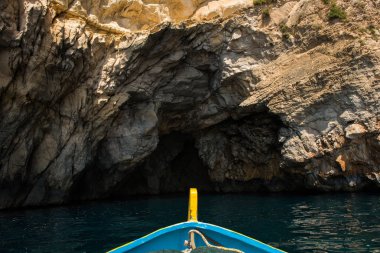 Mavi Mağara bir tekne yolculuğu gördün. Malta