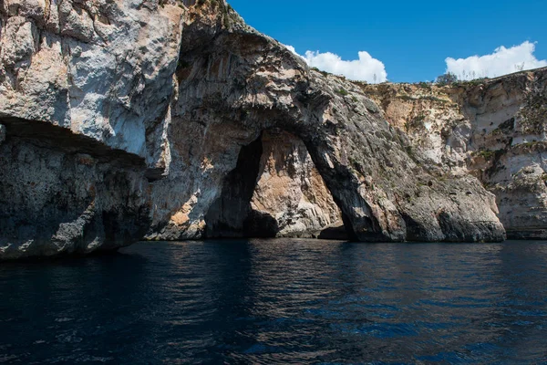 Mavi Mağara bir tekne yolculuğu gördün. Malta